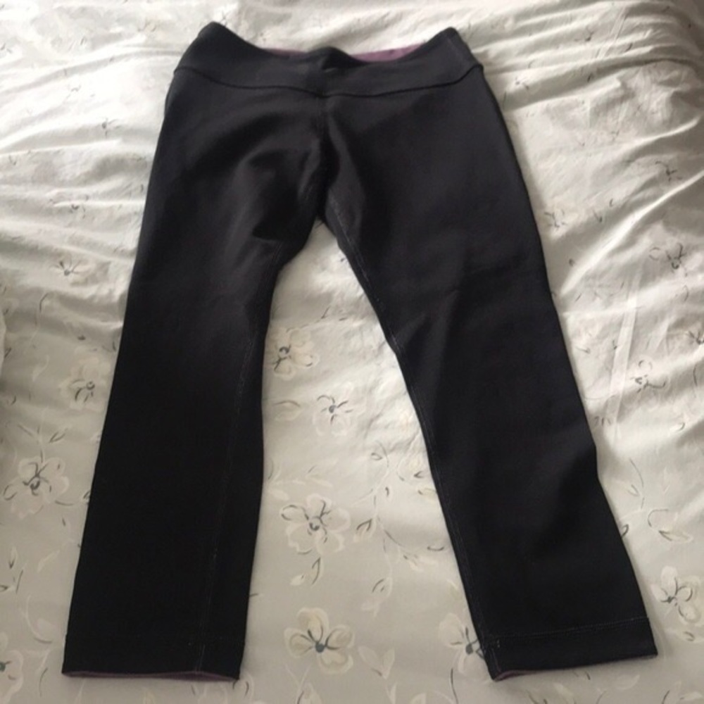 Lululemon black leggings